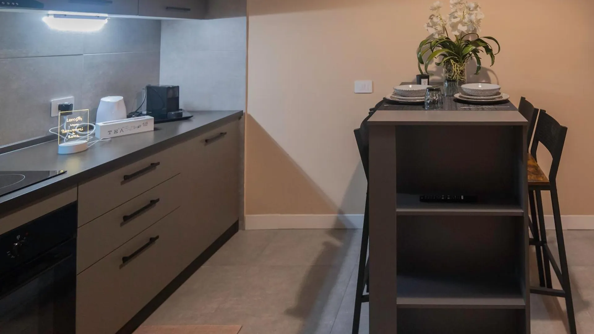 Lemon Suites Apartments Rome Italy